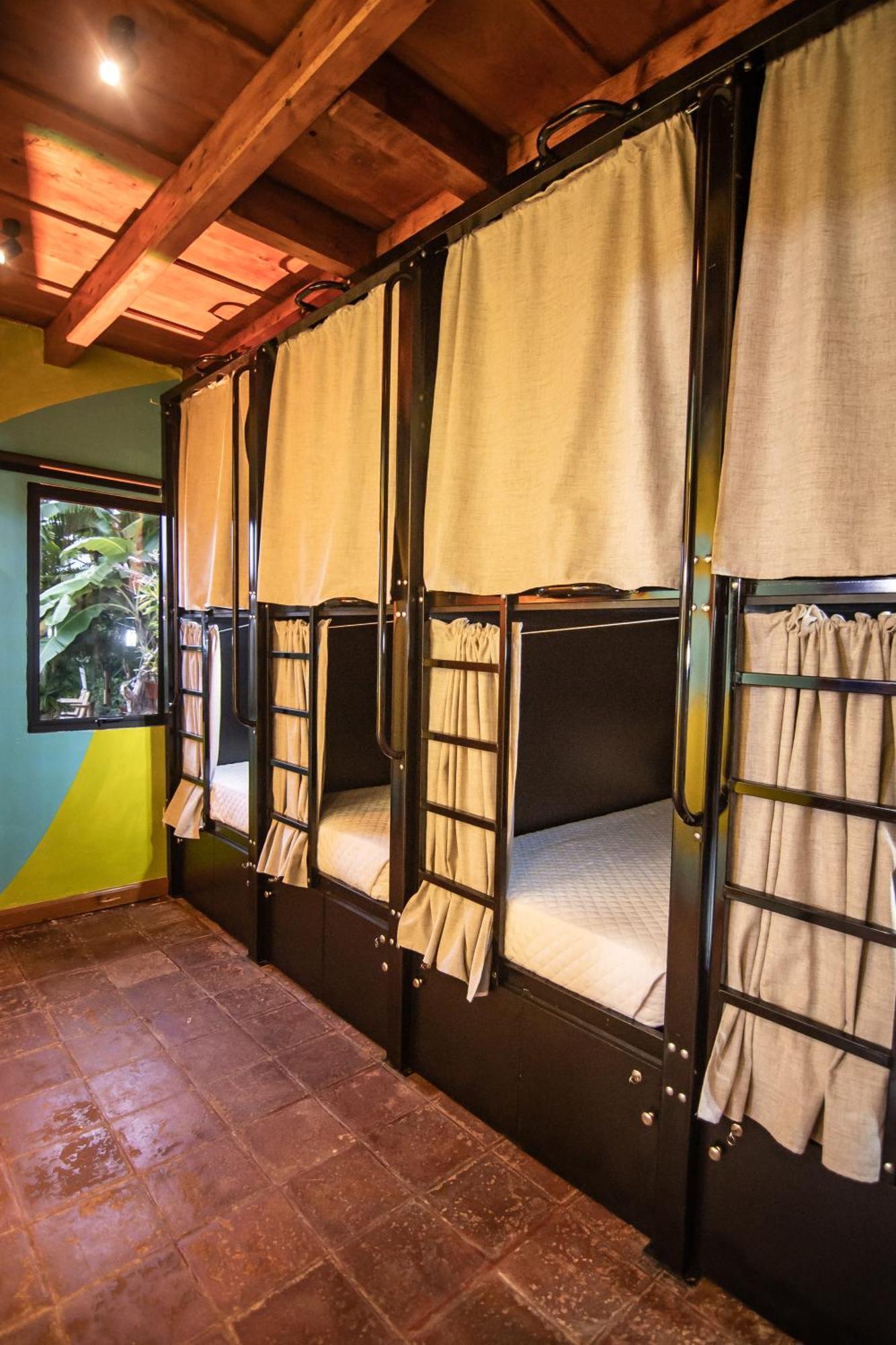 Yes Please! Hostel Antigua Luaran gambar